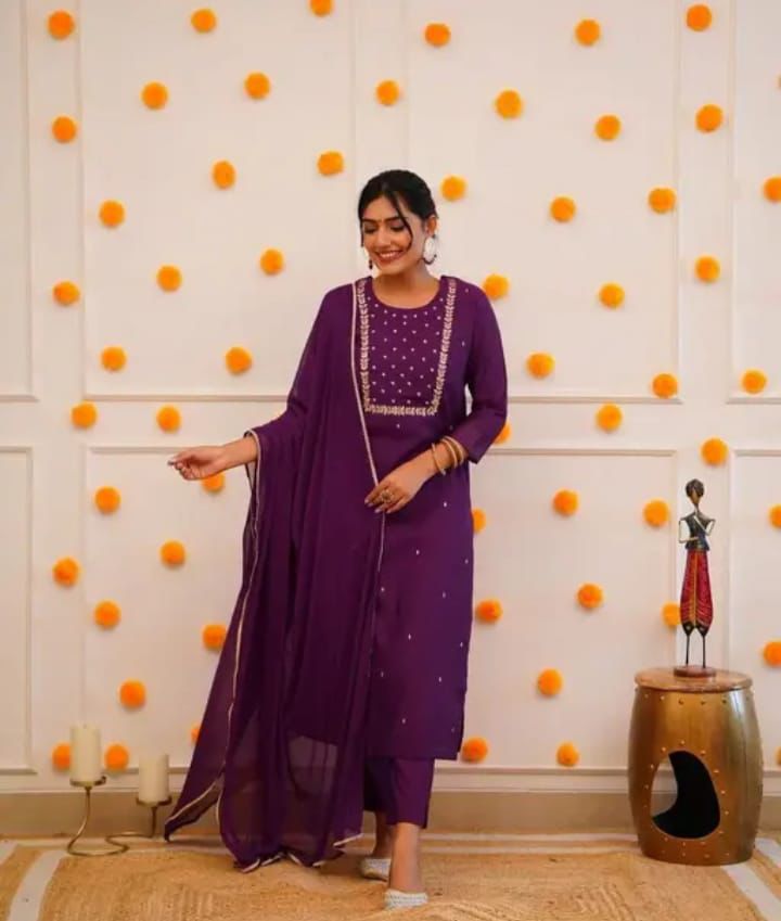 Kurti Set with Dupatta & Bottom Wear 3 Piece Z52