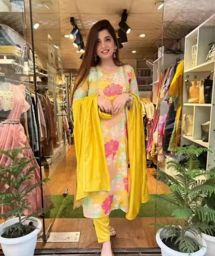 Kurti Set with Dupatta & Bottom Wear 3 Piece Z57